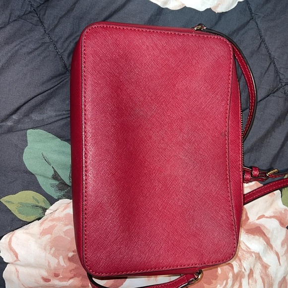 Michael Kors red leather crossbody with gold studs - Picture 3 of 4